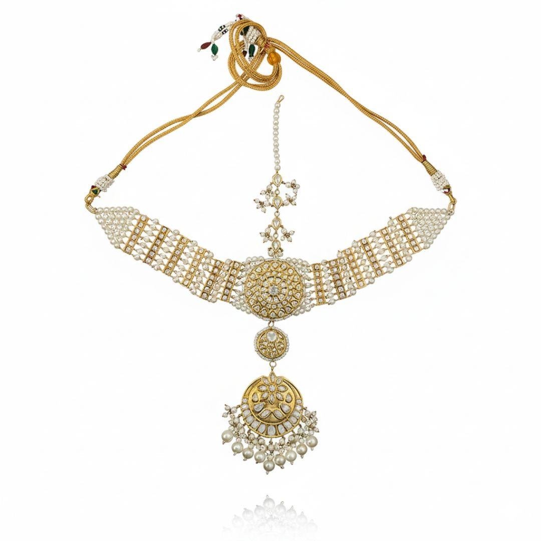 The Pearl-Kissed Mattha Patti